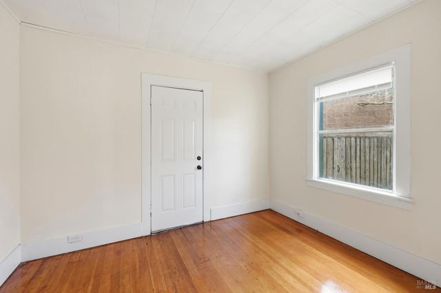 220 Carrillo St, Santa Rosa, CA 95401