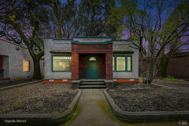 220 Carrillo St, Santa Rosa, CA 95401