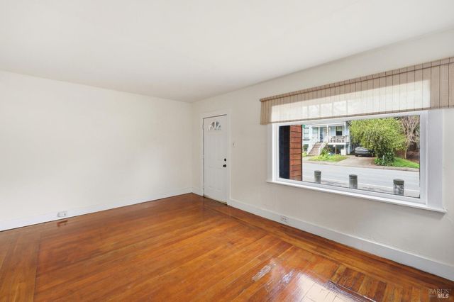 220 Carrillo St, Santa Rosa, CA 95401