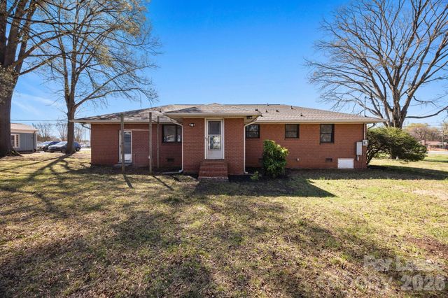 102 STEWART Street NW, Concord, NC 28027