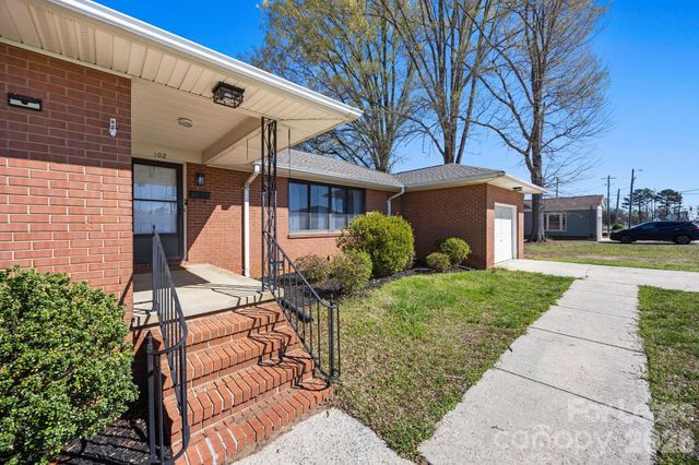 102 STEWART Street NW, Concord, NC 28027