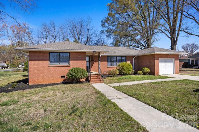 102 STEWART Street NW, Concord, NC 28027