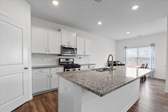 232 EMPIRE LN, Atoka, TN 38004