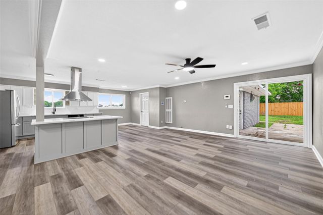 11903 Atwell Drive, Houston, TX 77035