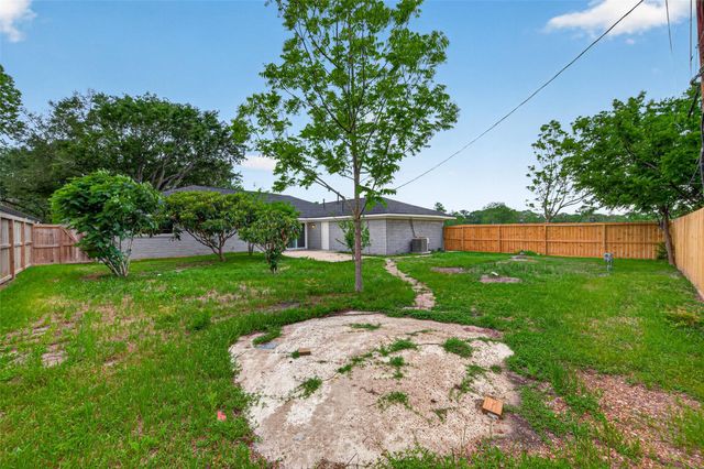 11903 Atwell Drive, Houston, TX 77035