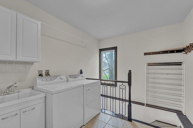 8408 N Lake DRIVE, Fox Point, WI 53217