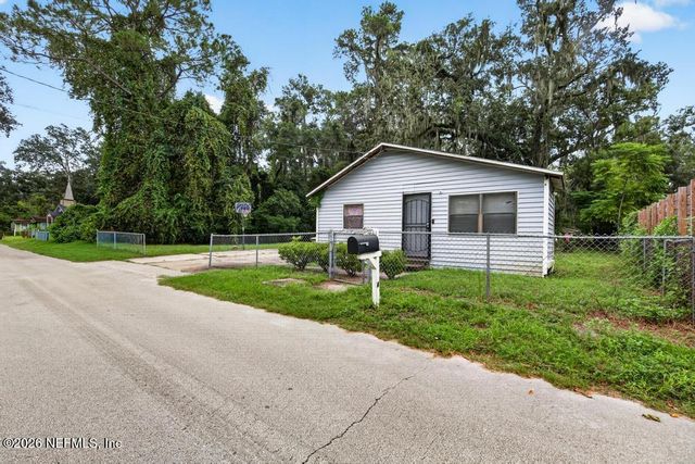 2054 THOMAS Court, Jacksonville, FL 32207