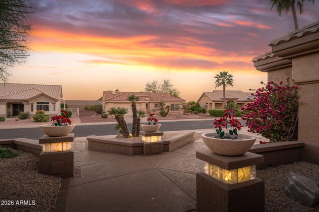 21837 N MONTEGO Drive, Sun City West, AZ 85375