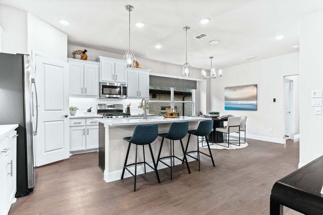 2208 Walden Pond Boulevard, Forney, TX 75126
