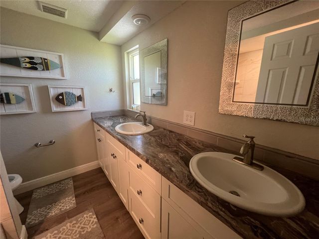 650 HARTFORD DRIVE NW, Port Charlotte, FL 33952