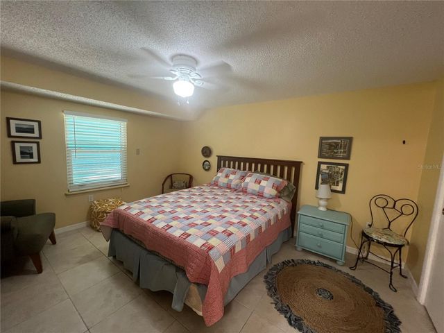 650 HARTFORD DRIVE NW, Port Charlotte, FL 33952