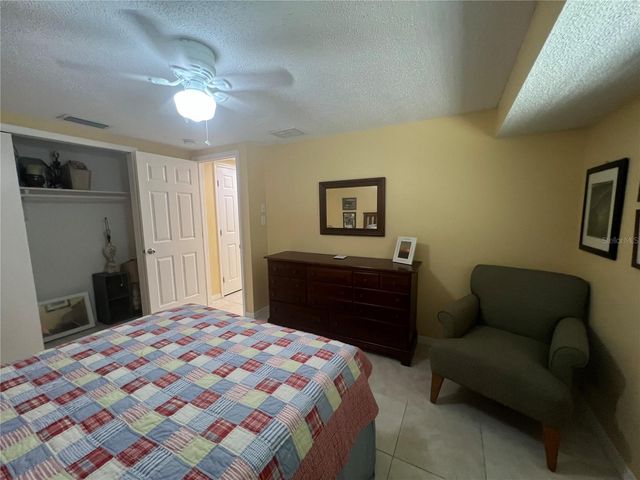 650 HARTFORD DRIVE NW, Port Charlotte, FL 33952