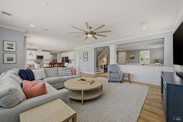 124 Shubin Way, Vacaville, CA 95687