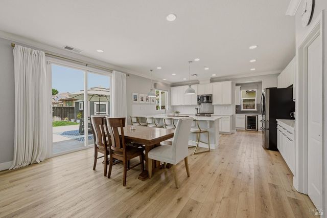 124 Shubin Way, Vacaville, CA 95687