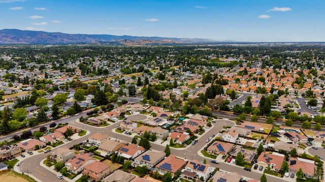 124 Shubin Way, Vacaville, CA 95687