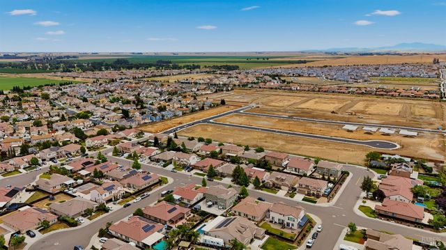 124 Shubin Way, Vacaville, CA 95687
