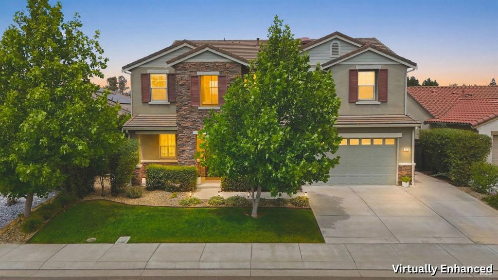 124 Shubin Way, Vacaville, CA 95687