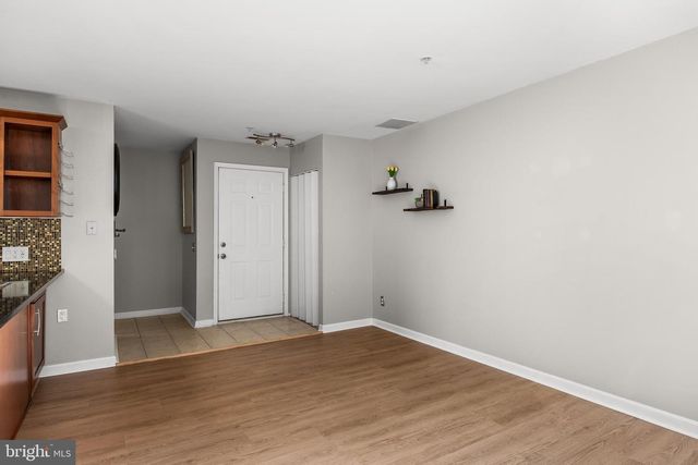 151 WILDFLOWER PL, Delran, NJ 08075