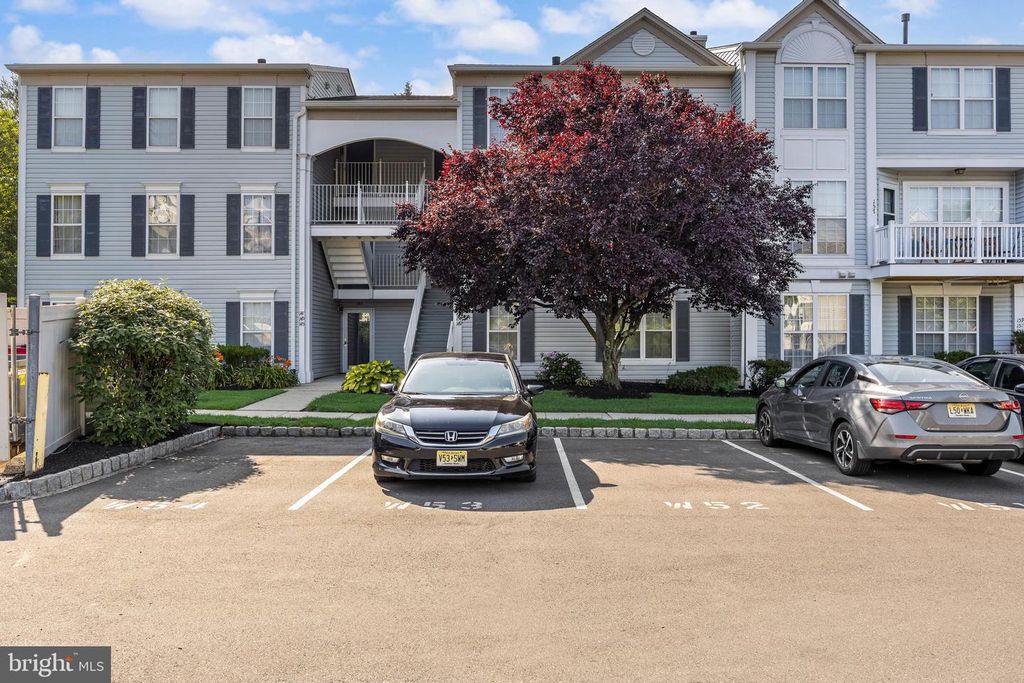 151 WILDFLOWER PL, Delran, NJ 08075