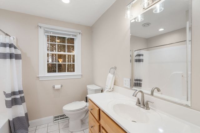 294 Lincoln St, Abington, MA 02351