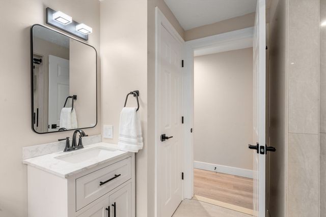 294 Lincoln St, Abington, MA 02351