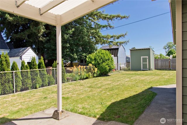 5910 E J Street, Tacoma, WA 98404