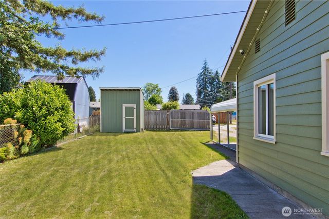 5910 E J Street, Tacoma, WA 98404