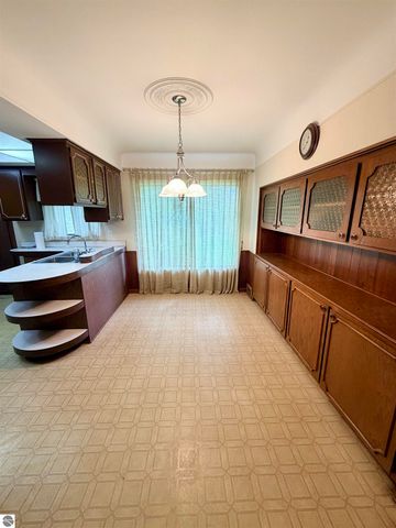 53598 Franklin Drive, Shelby Township, MI 48316