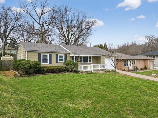 7030 Barkley Street, Overland Park, KS 66204