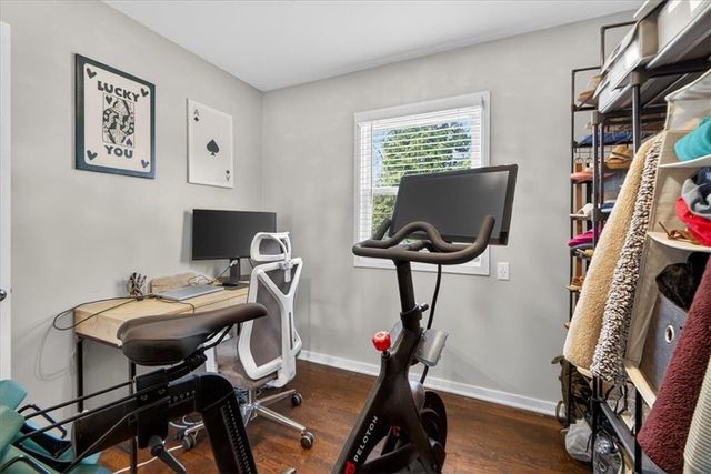 7030 Barkley Street, Overland Park, KS 66204