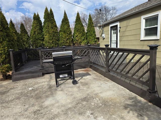 7030 Barkley Street, Overland Park, KS 66204