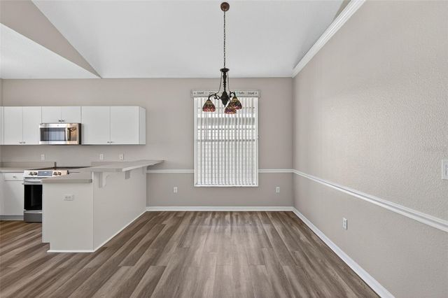 6212 ABBOTT STATION DRIVE, Zephyrhills, FL 33542