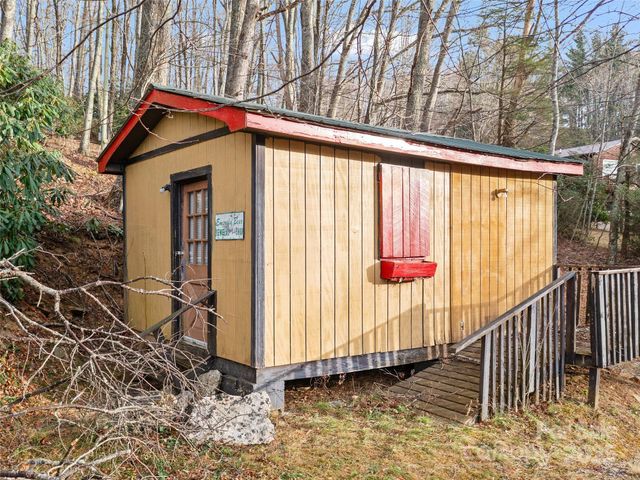 74 George Street, Spruce Pine, NC 28777