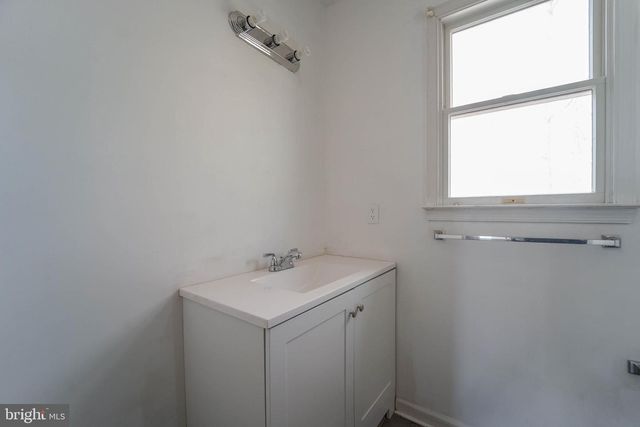 729 DAVOL RD, Stevensville, MD 21666