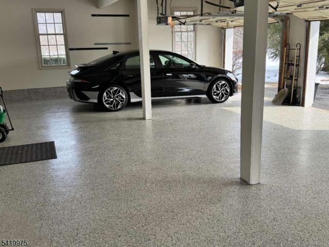 15 Ramsey Rd, Clinton Twp., NJ 08833