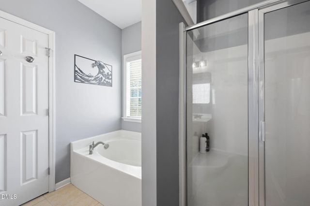 2101 Willow Hill Lane, Clayton, NC 27520