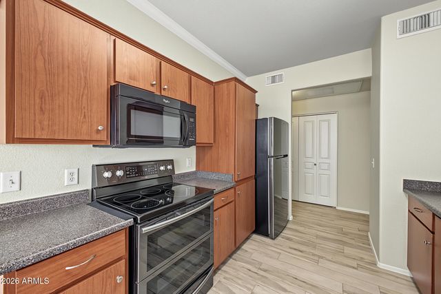 1941 S PIERPONT Drive 1082, Mesa, AZ 85206