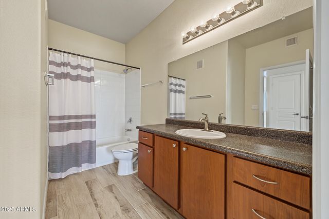 1941 S PIERPONT Drive 1082, Mesa, AZ 85206