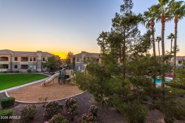 1941 S PIERPONT Drive 1082, Mesa, AZ 85206
