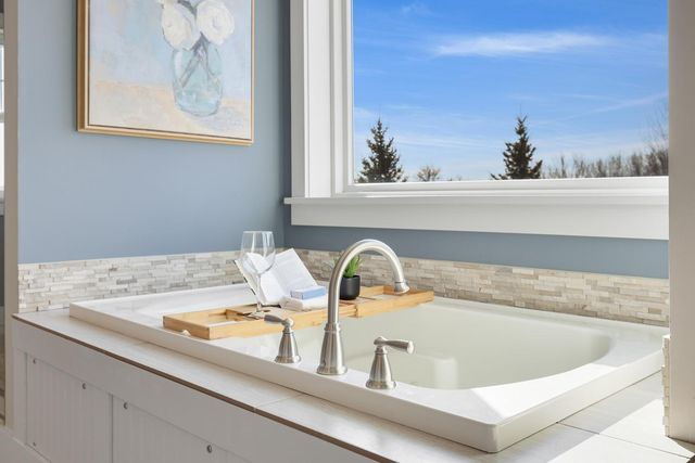 8055 Covered Bridge Road, Prior Lake, MN 55372