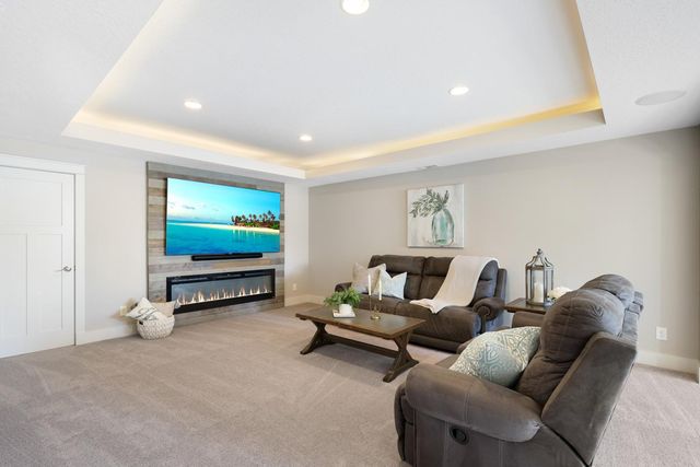 8055 Covered Bridge Road, Prior Lake, MN 55372