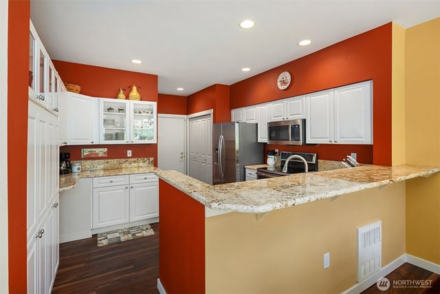 23748 SE 36th Lane, Sammamish, WA 98029