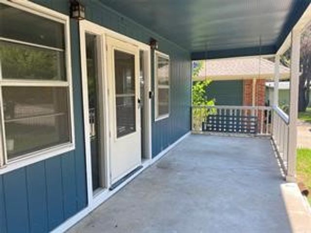 713 Glen Rhea Drive, Lake Dallas, TX 75065