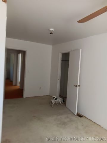 11377 E 590 Road, Locust Grove, OK 74352