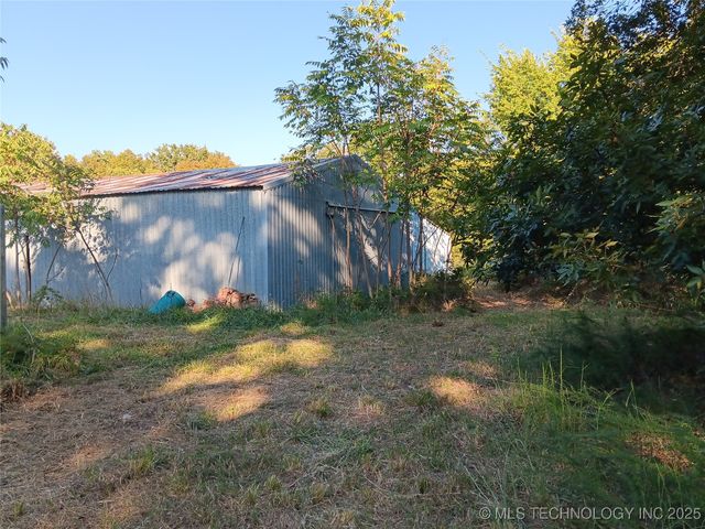 11377 E 590 Road, Locust Grove, OK 74352