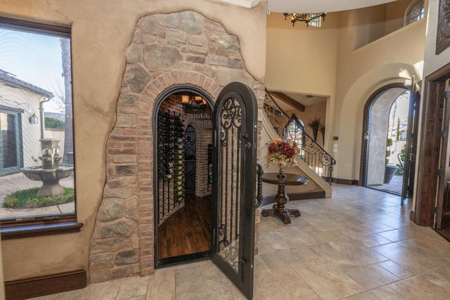 1639 E Clubhouse Drive, Fresno, CA 93730