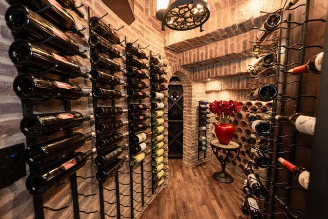 1639 E Clubhouse Drive, Fresno, CA 93730