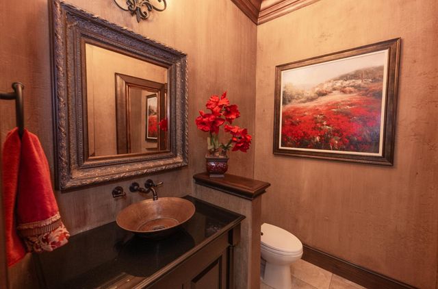 1639 E Clubhouse Drive, Fresno, CA 93730