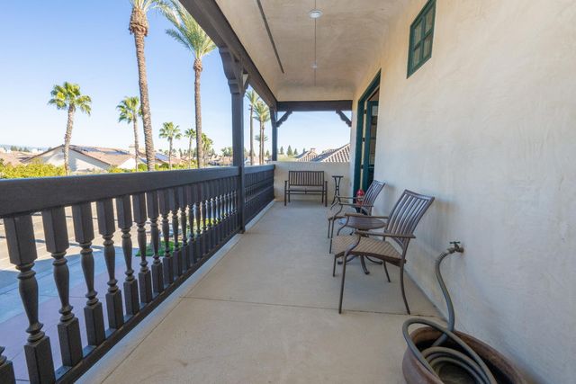 1639 E Clubhouse Drive, Fresno, CA 93730