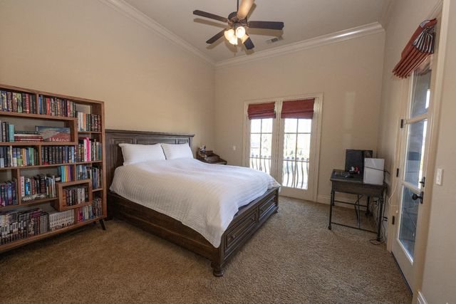 1639 E Clubhouse Drive, Fresno, CA 93730